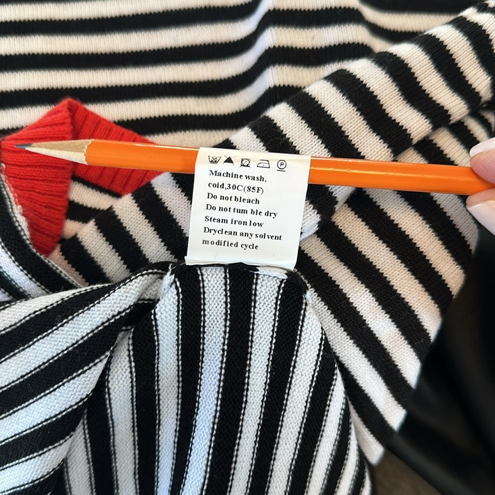 Nuieinu Women’s Striped Sweater size XL - Picture 6 of 6